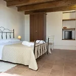 Il Paese Alberga! فندق *