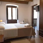 Il Paese Alberga! Caulonia