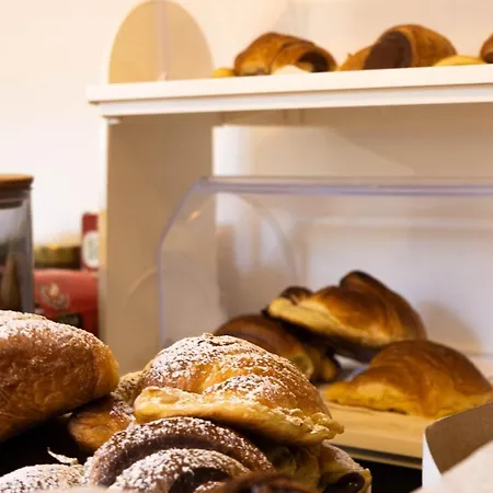 Il Paese Alberga! * Caulonia