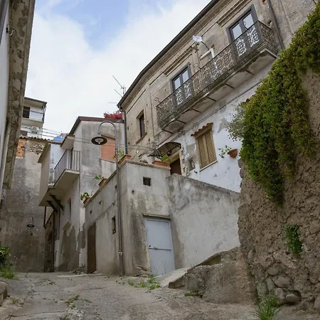 Il Paese Alberga! Hotel Caulonia