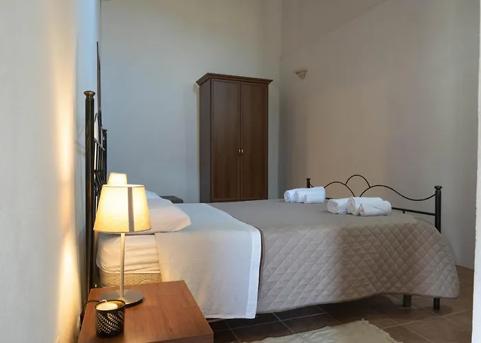 Il Paese Alberga! Hotel Caulonia