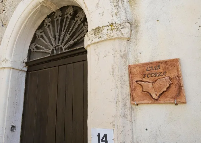 Il Paese Alberga! Hotel *