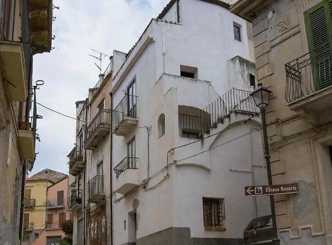 Il Paese Alberga! Caulonia