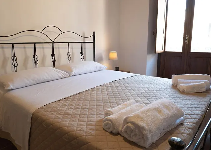 Il Paese Alberga! Hotel Caulonia