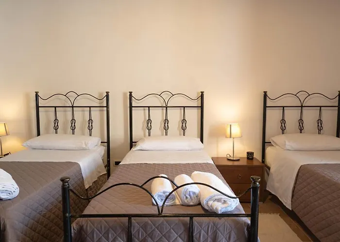 Il Paese Alberga! Hotel Caulonia